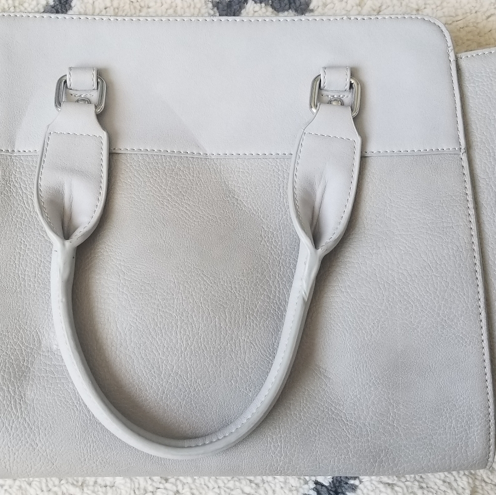 Moda Luxe Handbag - Picture 2 of 6